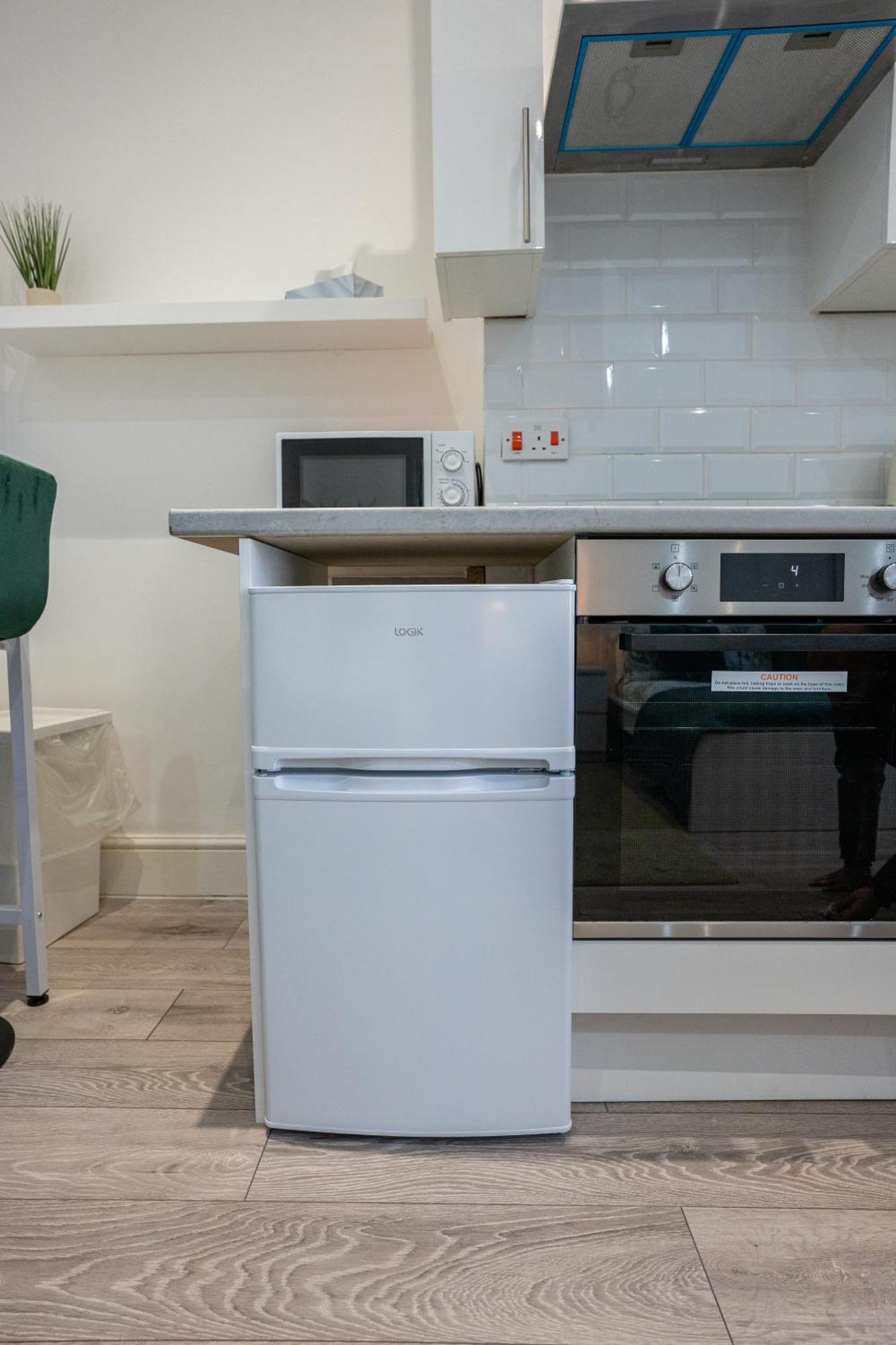 Beautiful Studio Flat In Hackney Next To Overground Station Londres Exterior foto